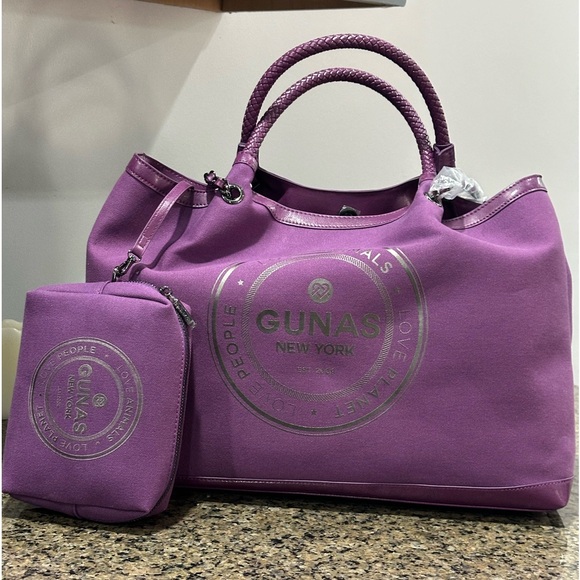 Gunas New York Tote - Picture 1 of 11